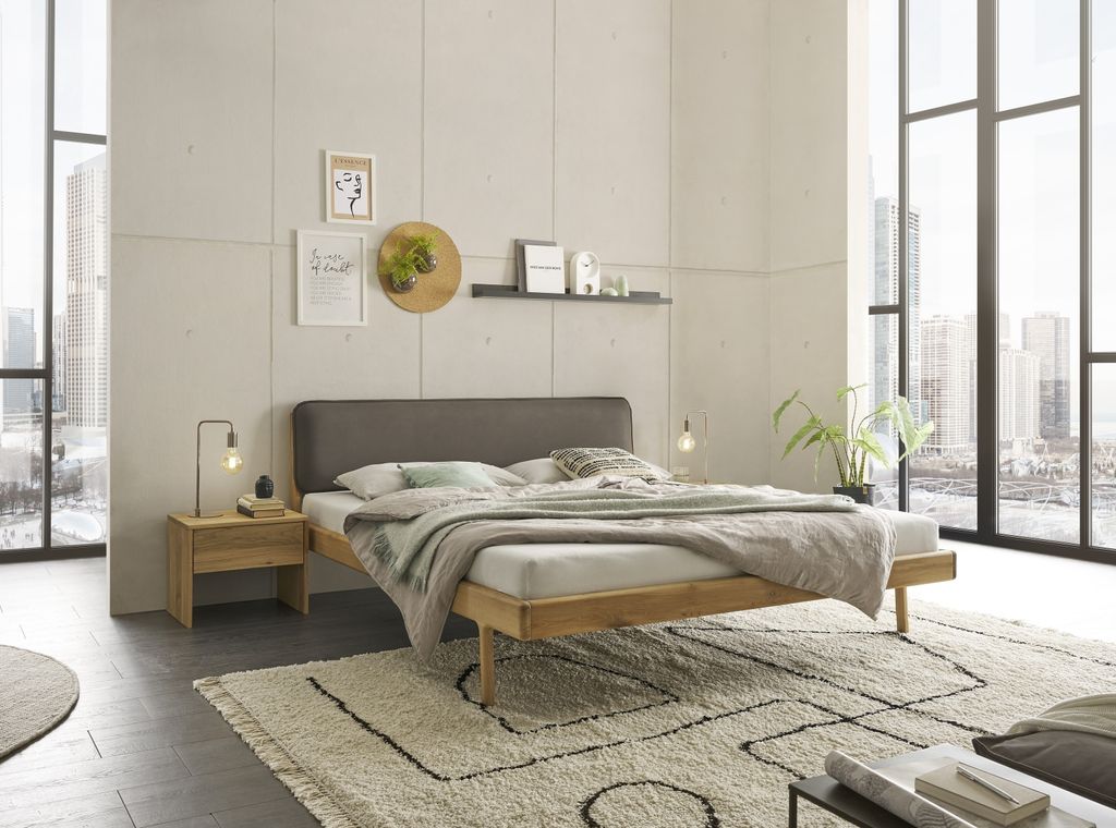 JERIK Modernes Massivholzbett 180x200 - Komfortables & hochwertiges Balkenbett mit gepolstertem Kopfteil - 187 x 89 x 210 cm (B/H/T)