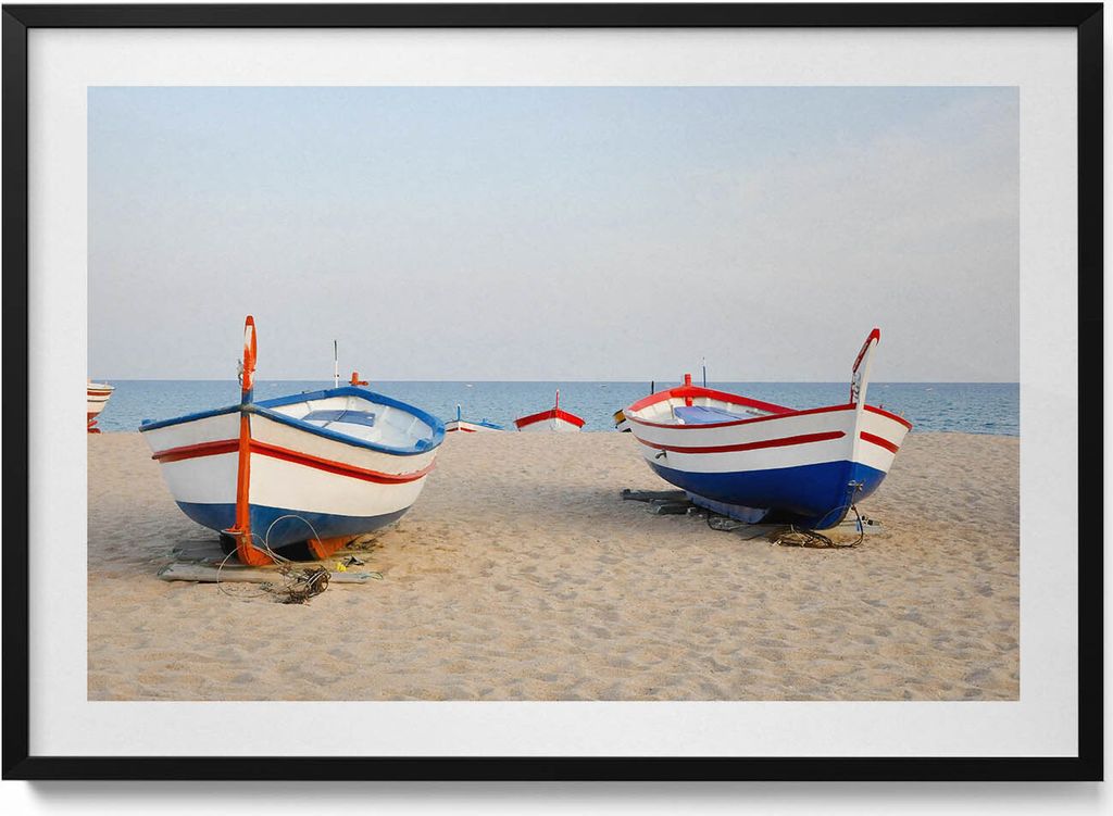 Boote am Strand– Wandbild mit Rahmen – Gerahmtes Bild – Wanddekoration – 100x70 cm – Schwarz Rahmen