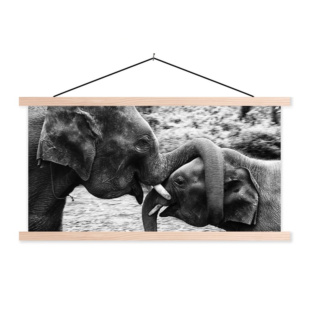 MuchoWow Textilposter Elefant - Tiere - Natur - Schwarz und weiß 120x60 cm mit holzfarbenen Rahmen - Klemmleiste