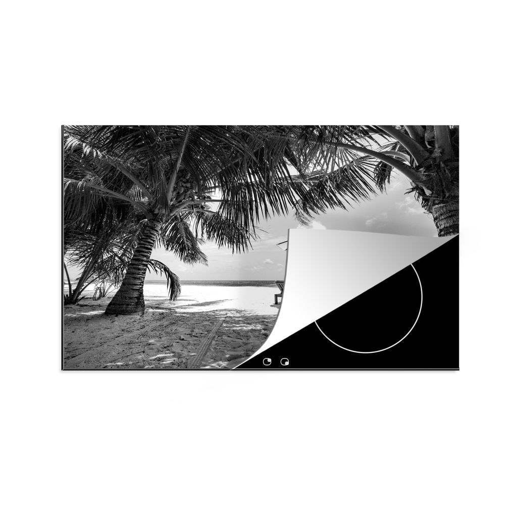 KitchenYeah Herdabdeckplatte Liegestühle zwischen den Palmen am Strand von Bali - schwarz und weiß , 80x52cm, Küche Deko, Glaskeramikkochfeld ...