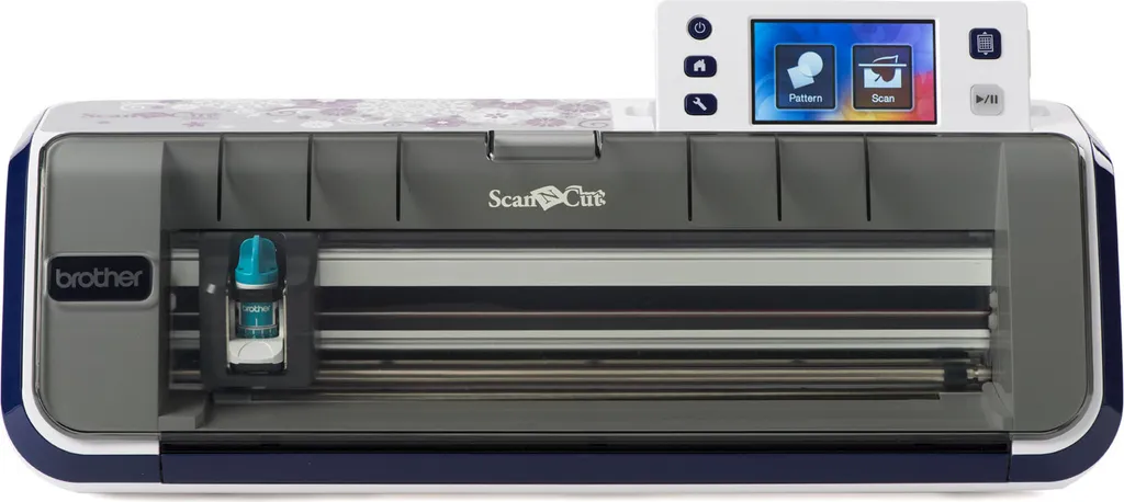 Traceur de découpe Brother ScanNCut CM600 avec numérisation intégrée 12"