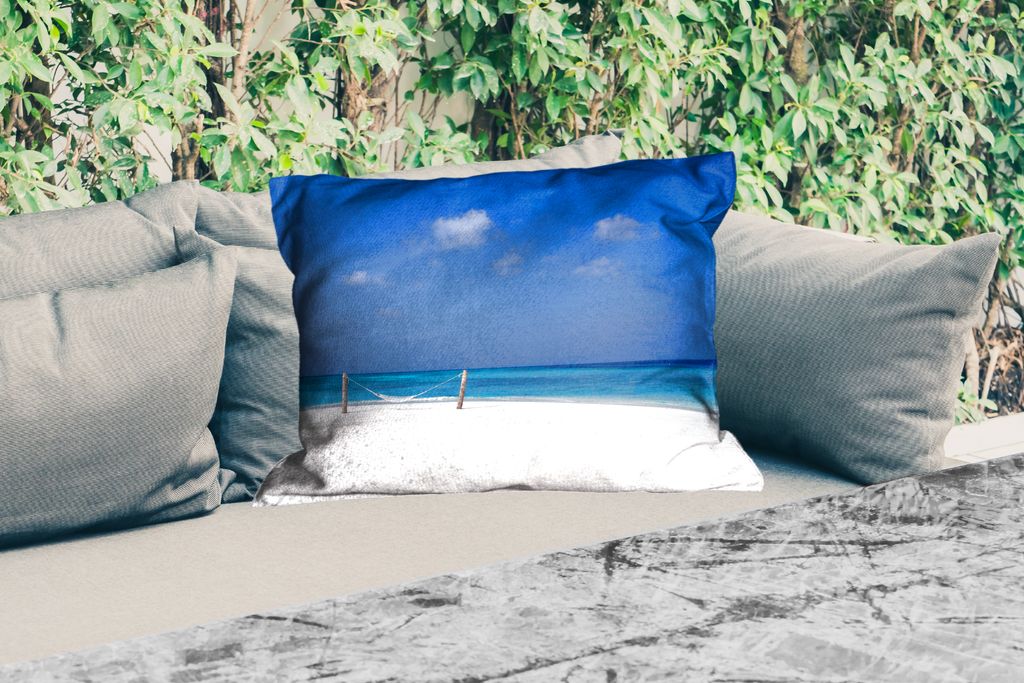 MuchoWow Outdoor Kissen - Strand - Hängematte - Himmel - 60x40 cm - Wetterfest - Lounge Kissen - Zierkissen - Kissen für Innenräume