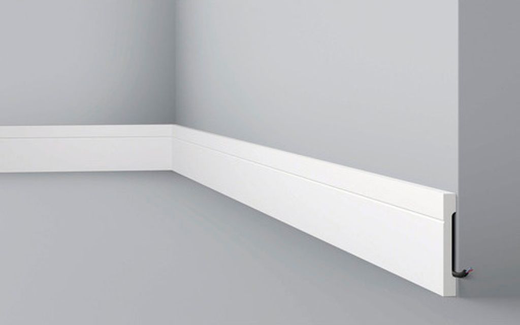 Sockelleiste C12 1 St. 2 m x 15 x 110 mm
