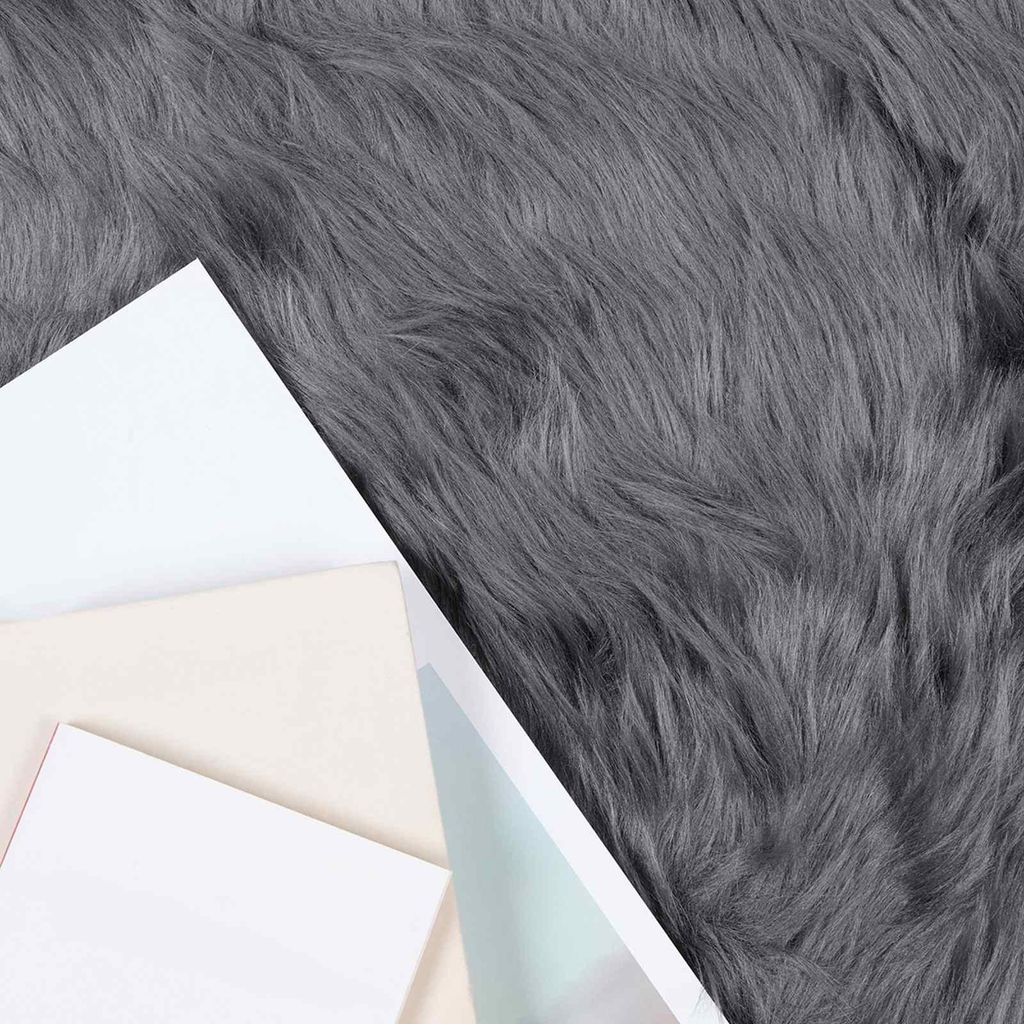 Teppich aus Kunstschaffell TAFALLA Anthrazit Ø 100 cm Polyester