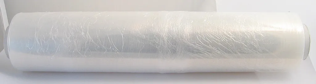 Film étirable transparent 45cm x 300m 17mic avec mandrin de 50mm