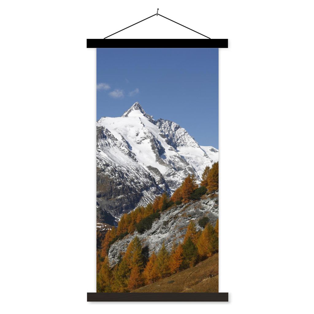 MuchoWow Textilposter Der höchste Berg im Herbst im Park Hohe Tauern in Österreich 40x80 cm mit schwarzem Rahmen - Wandemalerei
