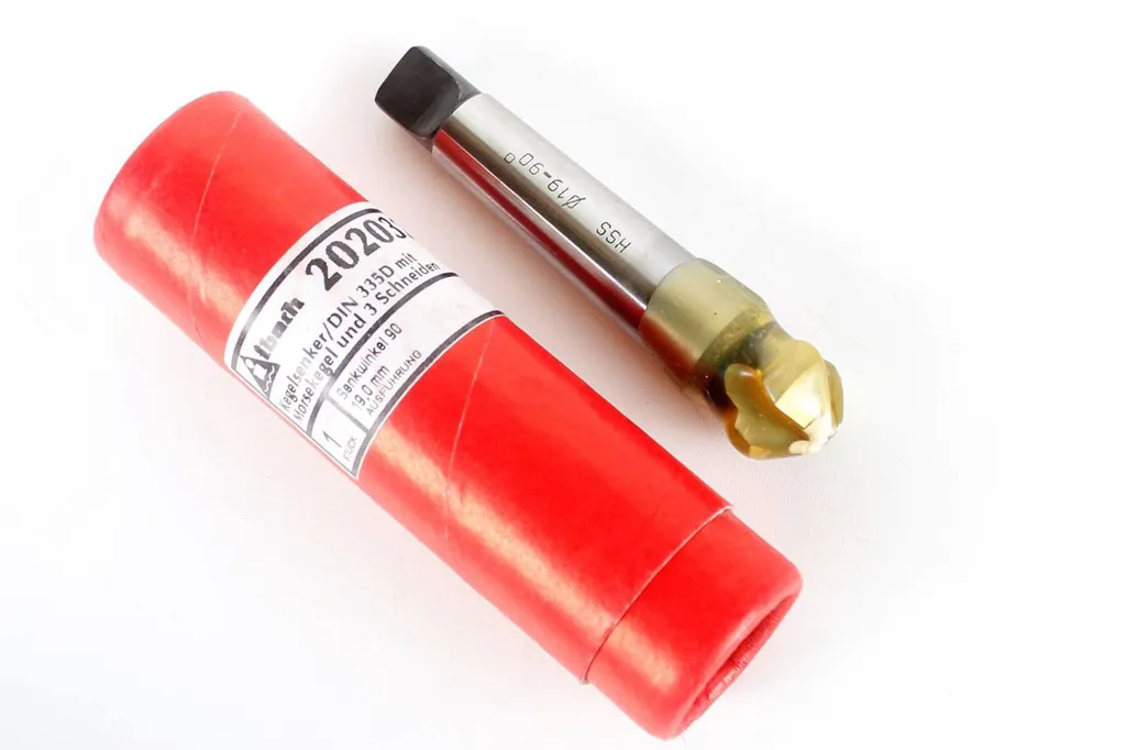 Foret fraise à chanfreiner 90 degrés Ø 19 mm DIN 335 D métal et acier