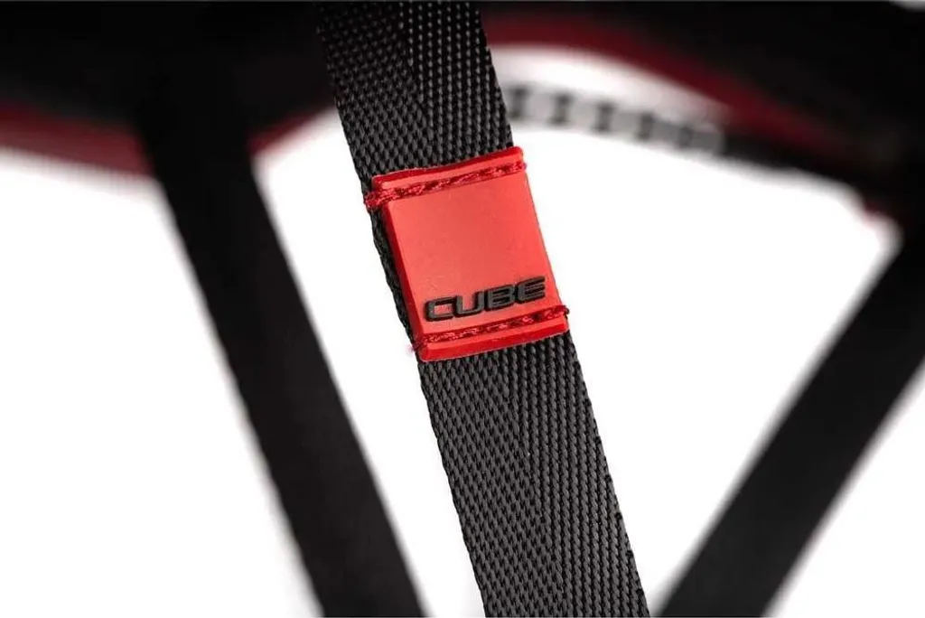 Casque Cube Badger Rouge M avec Ventilation Optimisée et Design Ergonomique - 5
