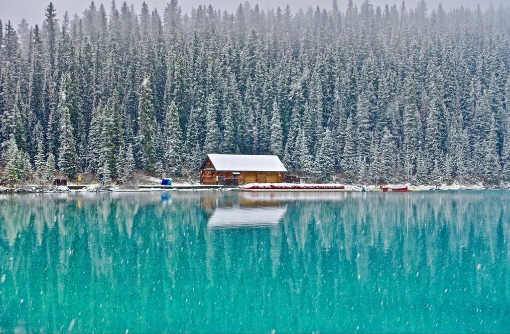 hansepuzzle 45201 - Lake Louise Puzzle, 500 Teile, Natur, 46,0 x 30,0cm mit hochwertiger Aufbewahrung, Kartonbox und wiederverschließbarem Beutel