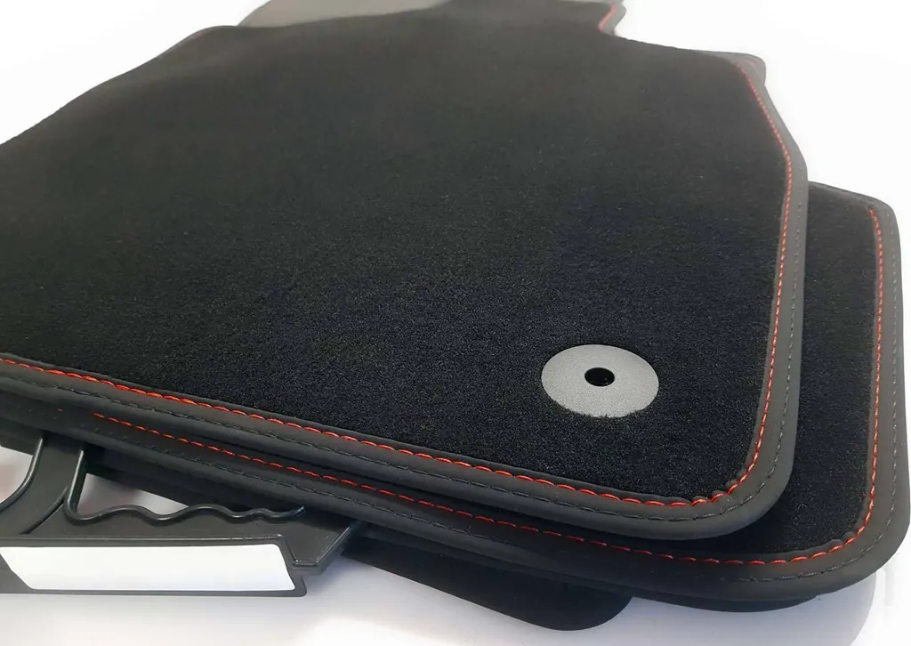 Tappetini adatti per Skoda Octavia IV (tutti) doppia cucitura RS premium velours set tappetini auto 4 pezzi, nero rosso