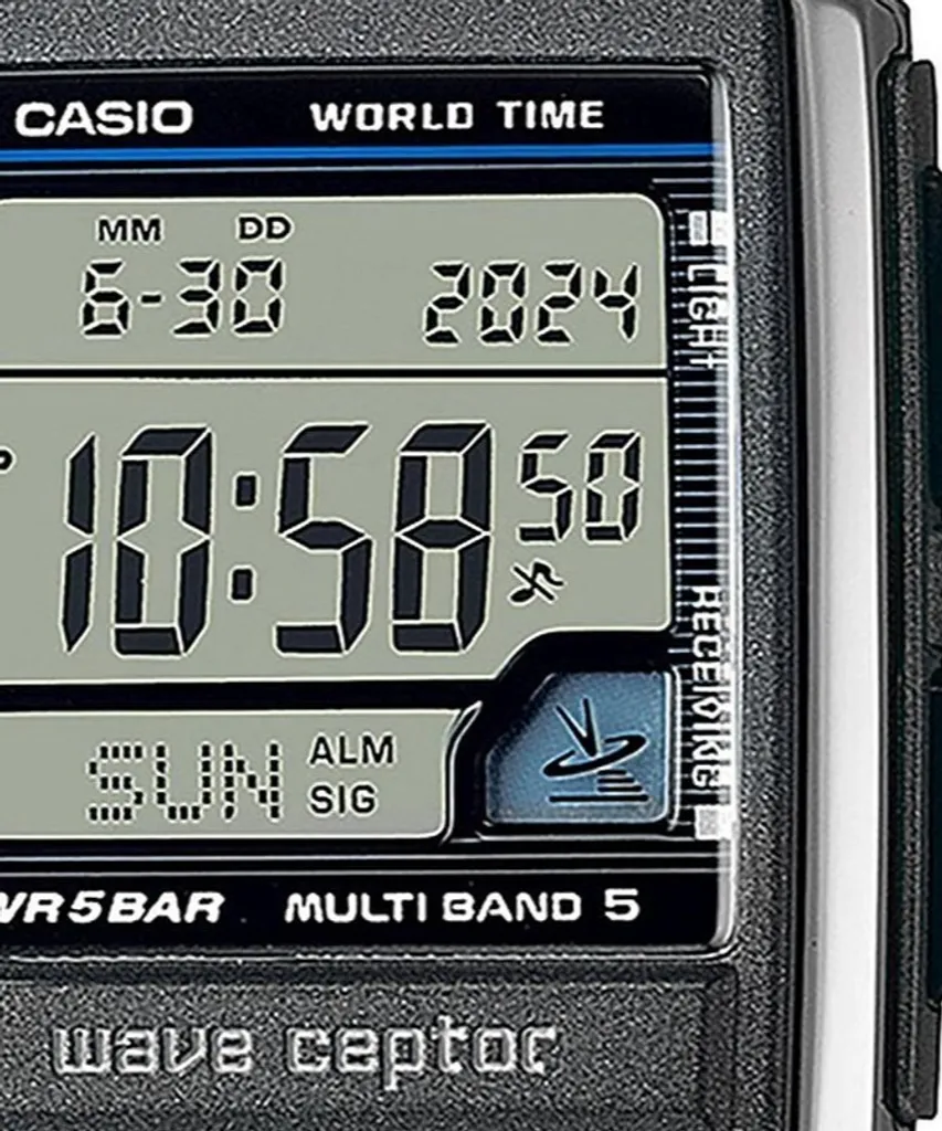 Casio Wave Ceptor WV-59RD-1AEF: Eleganza Argento e Precisione Atomica - 5