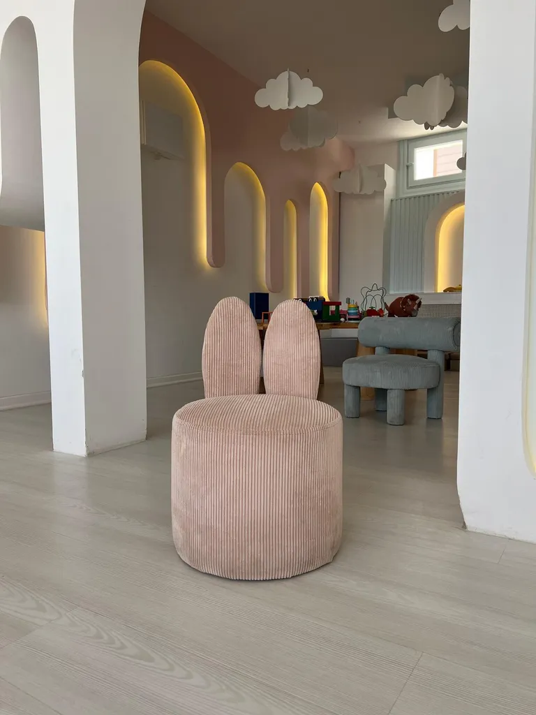 Fauteuil à oreilles rose pour chambre de fille Bunny, confort et style