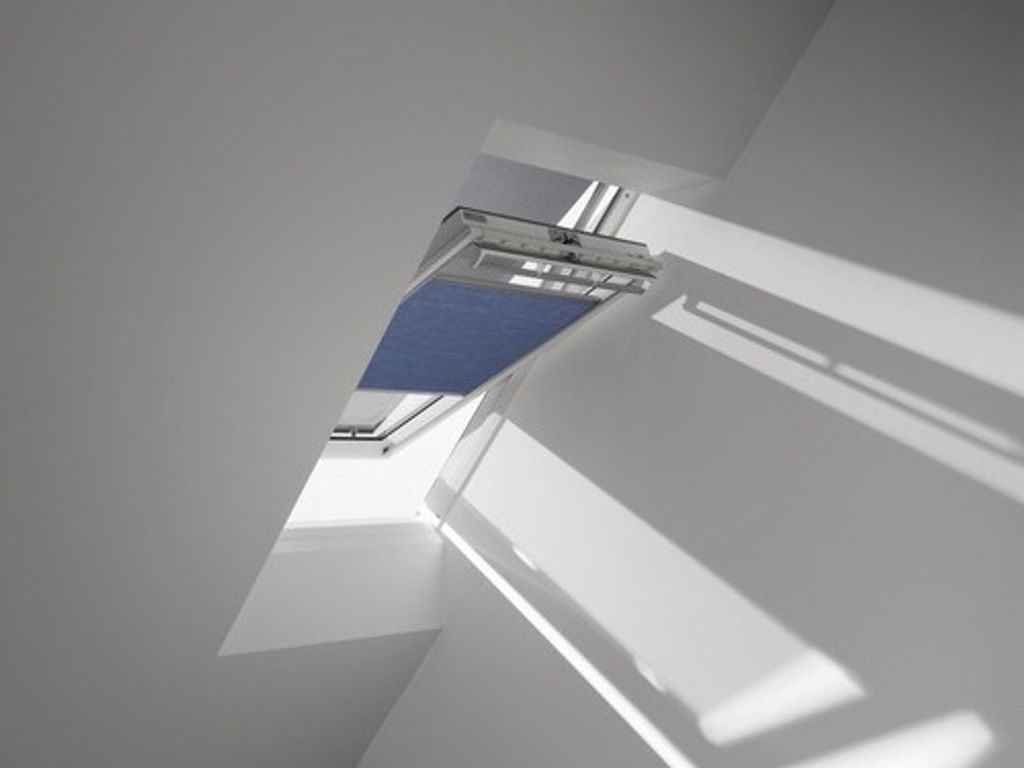 VELUX Vorteils-Set Hitzeschutz-Markise transparent schwarz und Wabenplissee Faltstore blau FOP MK12 1156S