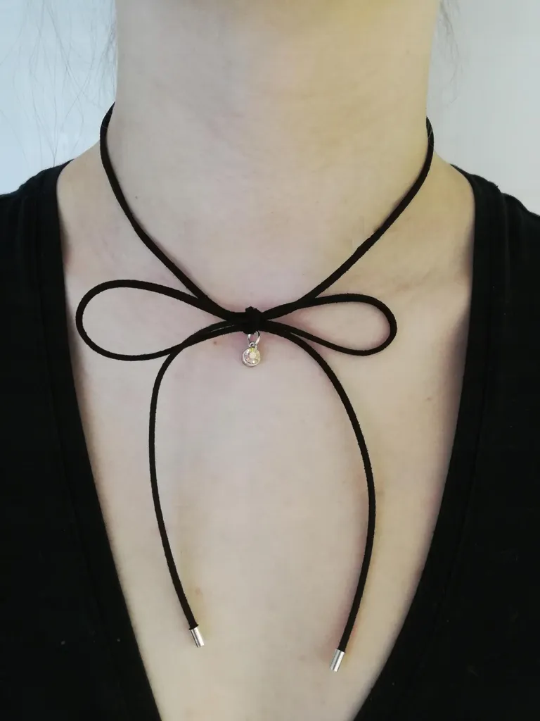 Choker Fiocco Cristallo e Laces Boho: Collana Girocollo Artigianale Chic