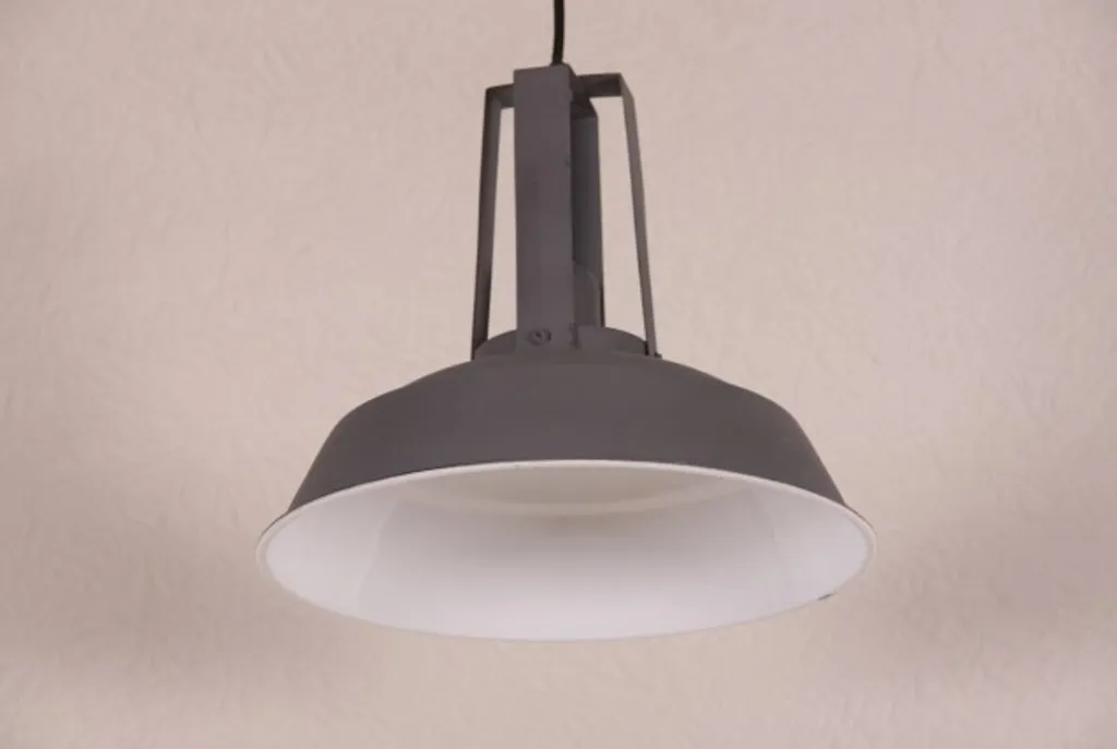 Suspension industrielle métal gris foncé mat 34cm pour petit espace