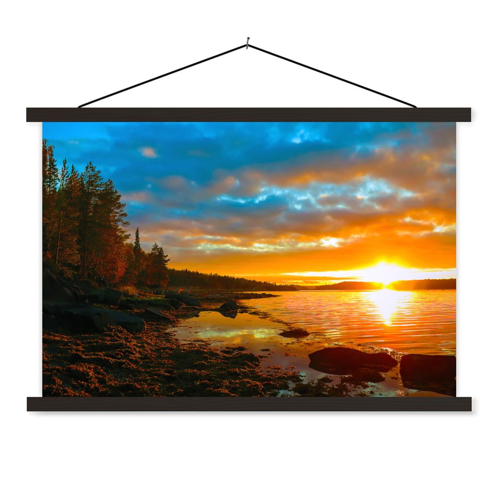 MuchoWow Textilposter Sonne - Landschaft - Wasser - Bäume 90x60 cm mit schwarzem Rahmen - Aufhängungssatz