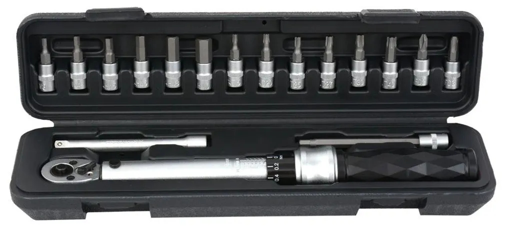 Clé dynamométrique réglable 5-25 Nm Radon avec coffret d'embouts 1/4