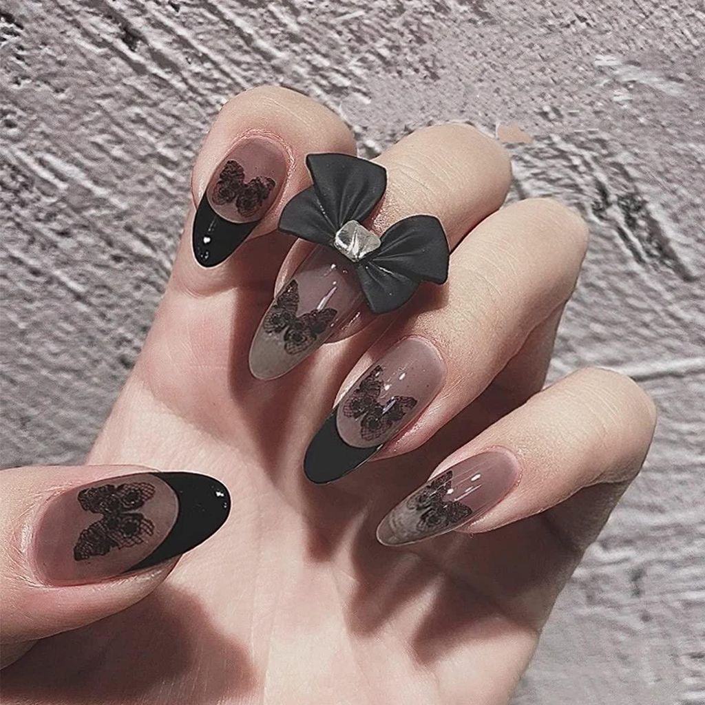 Glänzende künstliche Fingernägel mit Schmetterlingsmotiv, Nude-Schwarz, Schleifenmuster, Acryl-Vollabdeckung, künstliche Nagelspitzen für Frau...