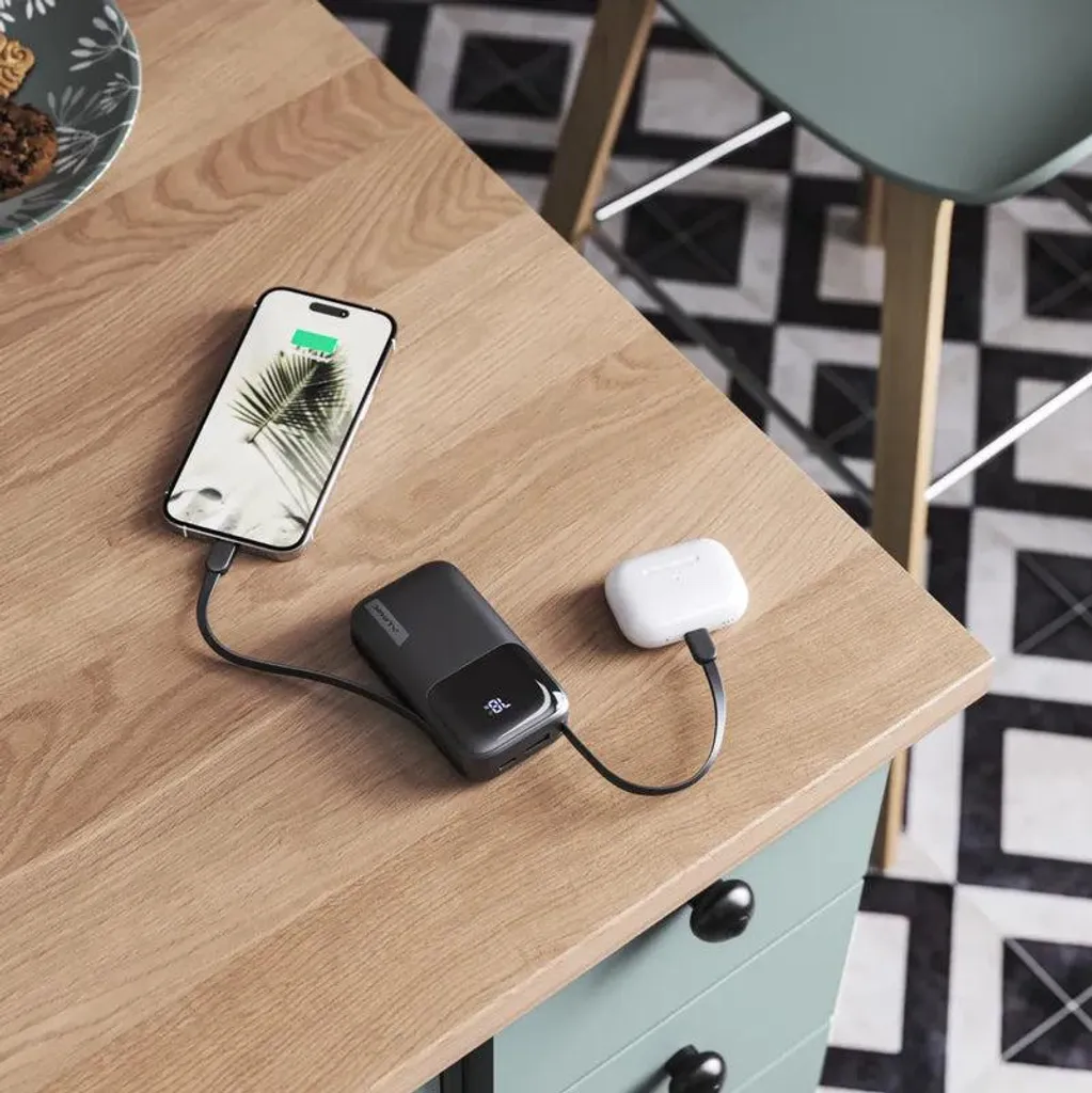 Batterie Externe Portable avec Câbles Intégrés pour iPhone et Android - 3