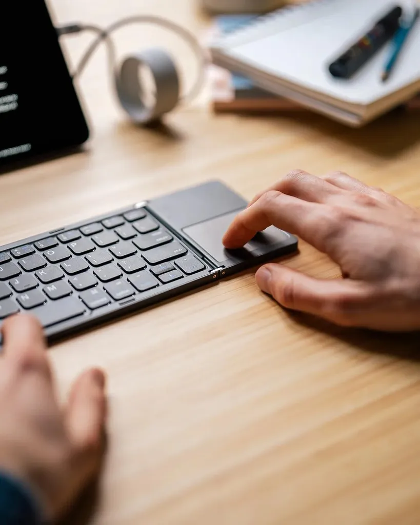 Clavier sans fil Bluetooth pliable et pavé numérique rechargeable USB