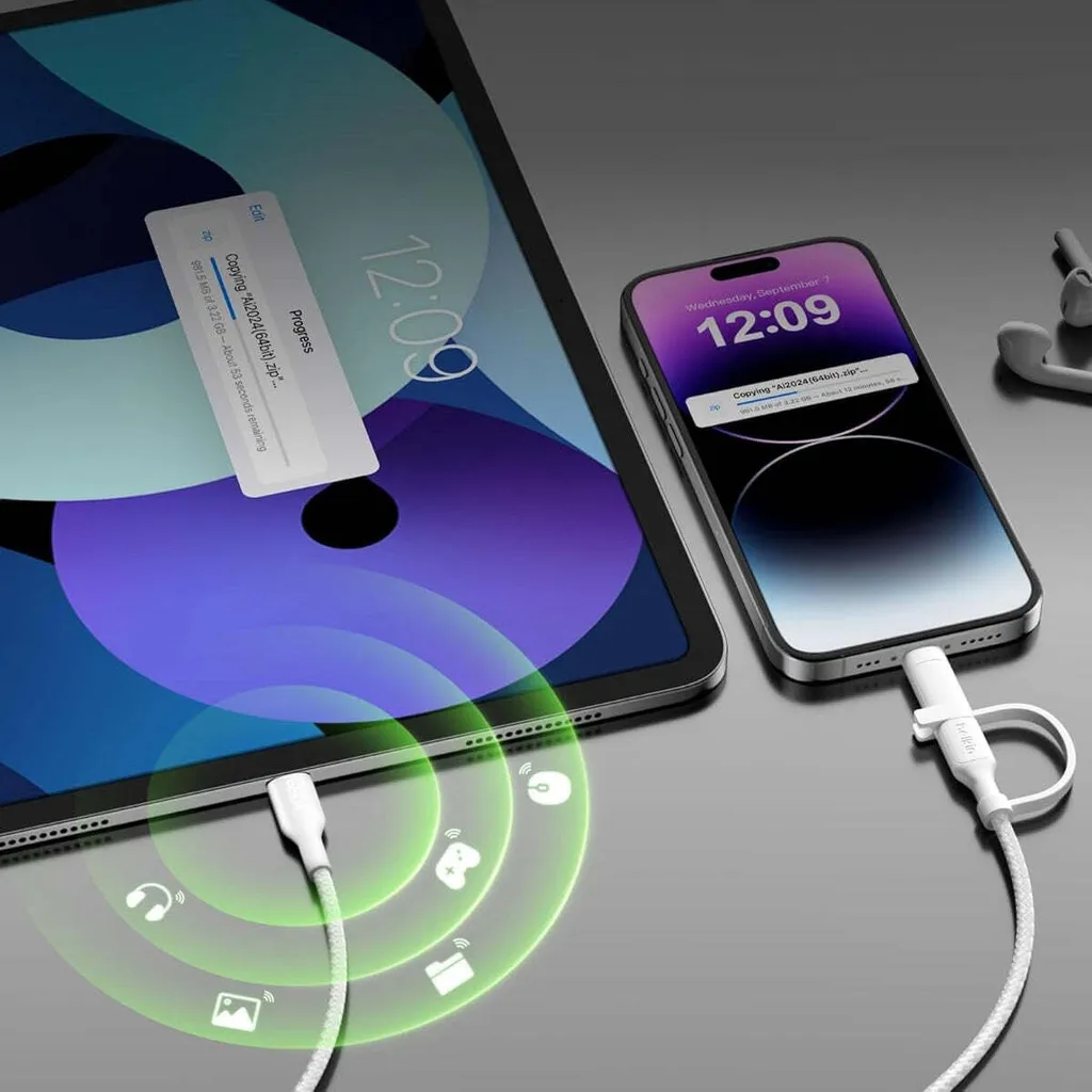 Câble Belkin BoostCharge Pro USB-C vers Lightning et USB-C Blanc 1,5m - 13