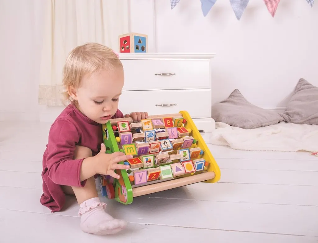 Triangle d'Éveil Alphabet Anglais Bigjigs Baby en Bois Durable - 21