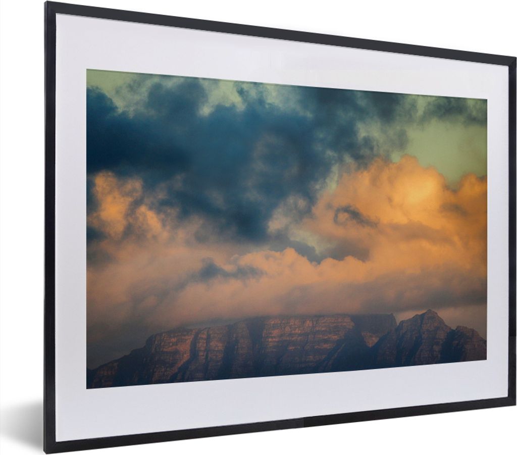 MuchoWow MuchoWow Gerahmtes Poster Die Sonne scheint durch die Wolken über dem Tafelberg in Südafrika 40x30 cm - Poster mit zchwarzem Bilderr...