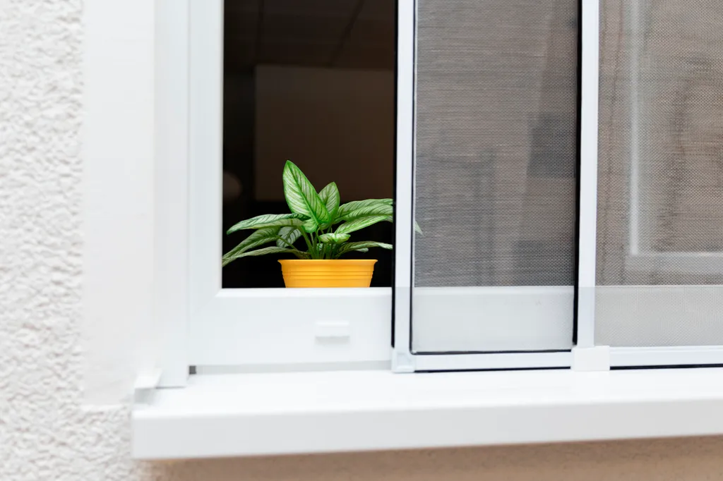 Moustiquaire Extensible Blanche Schellenberg en Aluminium Modulable