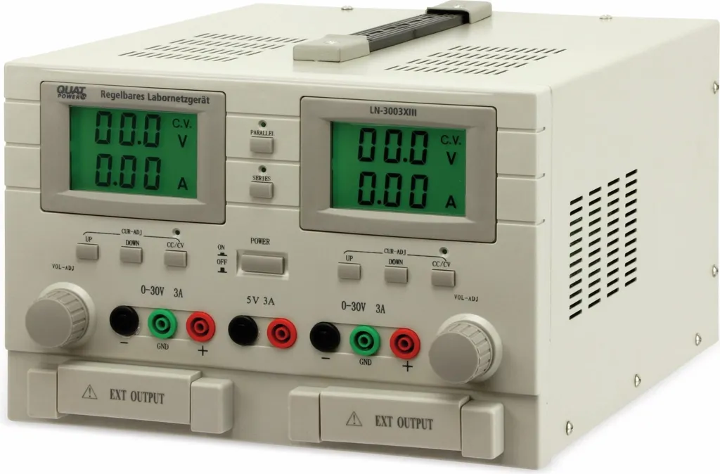Double alimentation stabilisée de table 2 x 30V 3A série LN-3003 - 2