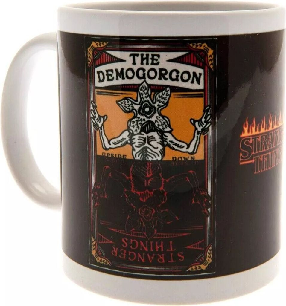 Stranger Things 4 - Kaffeebecher "Demogorgon Card" PM10033 (Einheitsgröße) (Schwarz/Weiß)