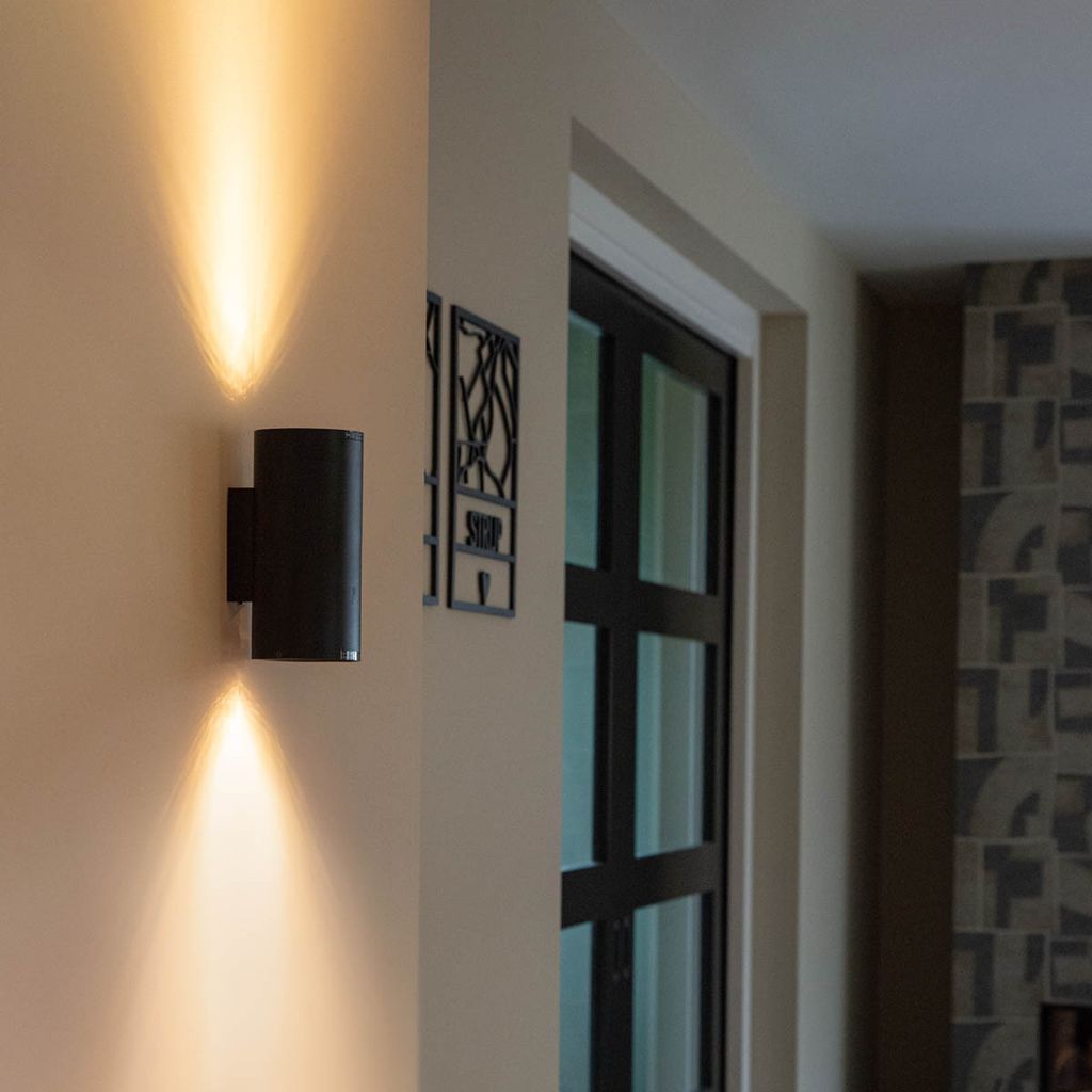 QAZQA - Design Wandleuchte schwarz - Sab HoneyI 2-flammig I Wohnzimmer I Schlafzimmer I Up & Down - Aluminium Rund - LED geeignet GU10