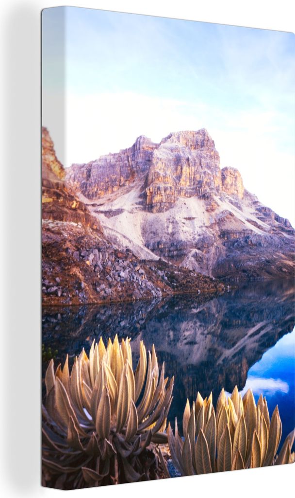 OneMillionCanvasses - Leinwandbilder - 90x140 cm, Spiegelung eines Berges in Kolumbien, Wandbilder Kunstdruck Wanddekoration - Foto auf Leinwand ...