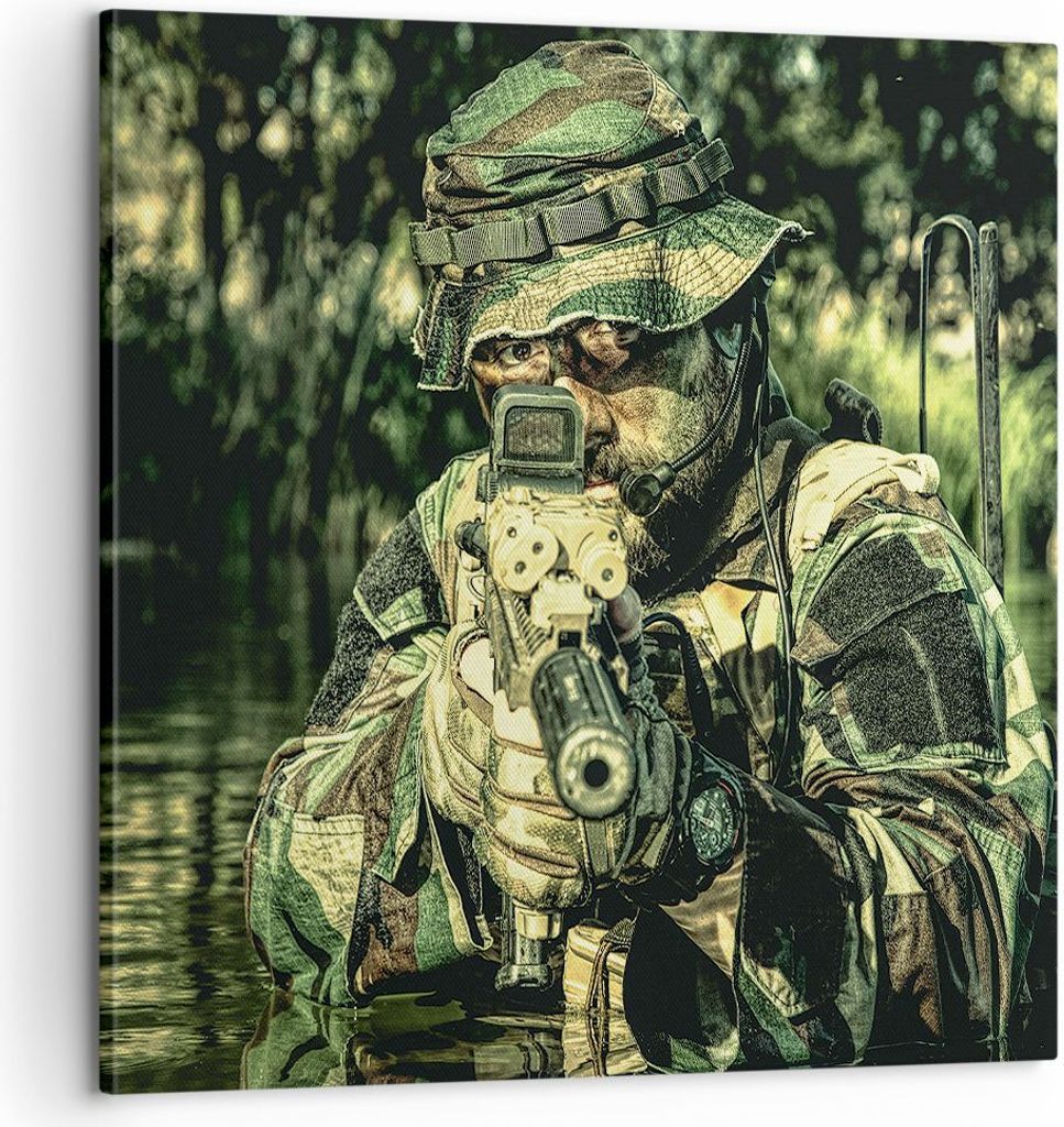 Bild auf Leinwand - Leinwandbild - Soldat Gewehr - 60x60cm - Wand Bild - Wanddeko - Wandbilder - Leinwanddruck - Bilder - Kunstdruck - Wanddekorati...
