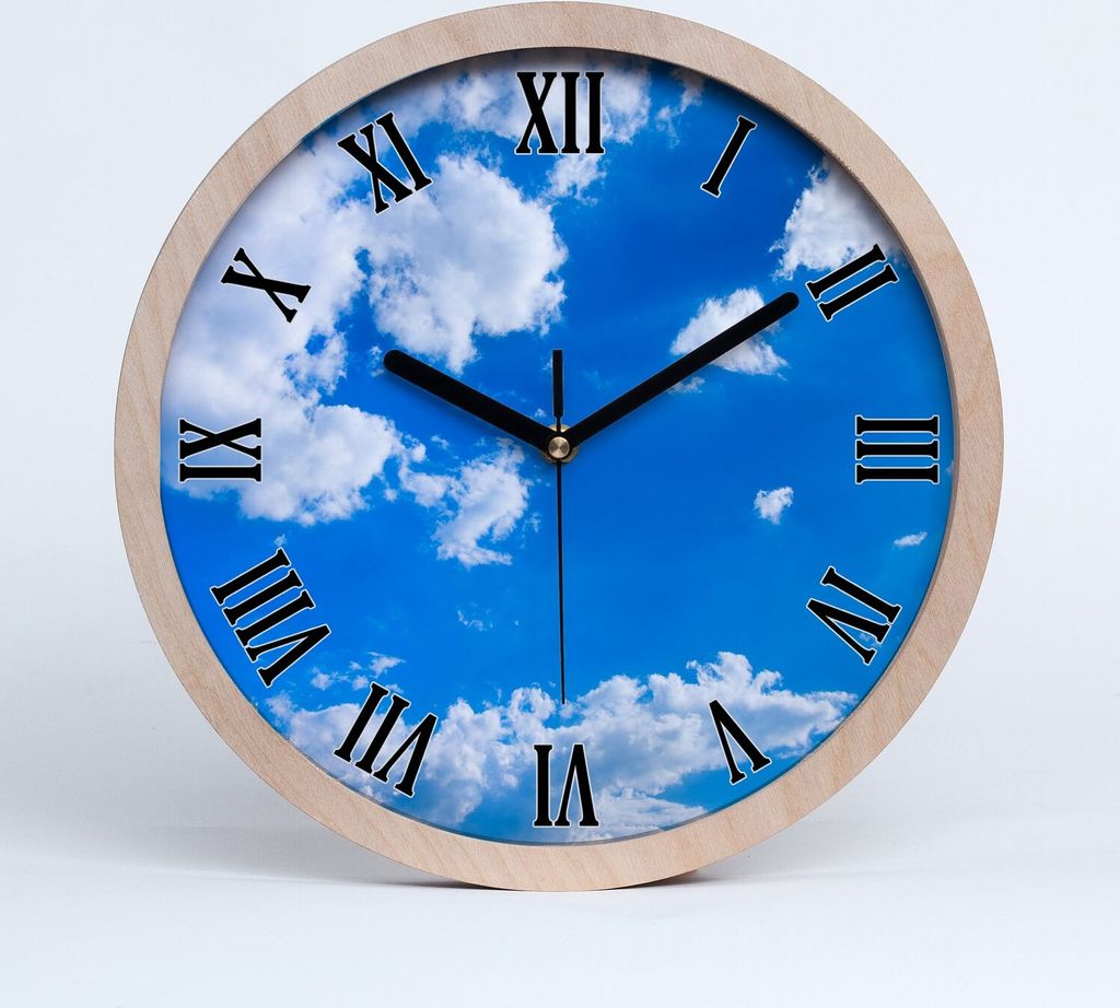 Holzuhr 20fi cm wanduhr - schwarze Spitzen - Wolken im Himmel