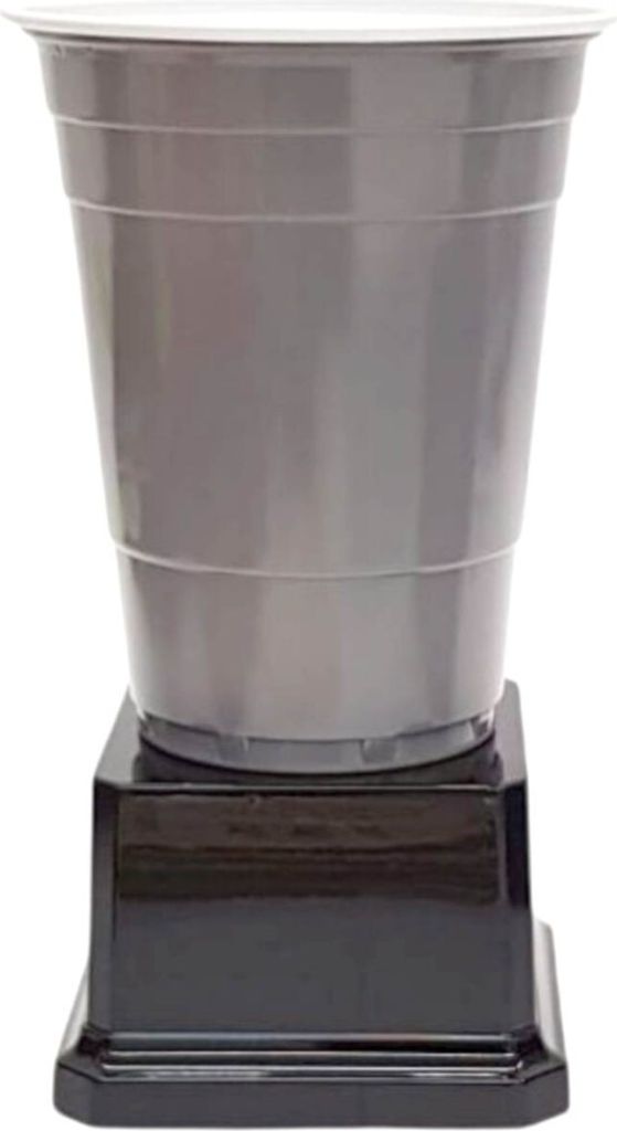 Bier Pong Pokal silber