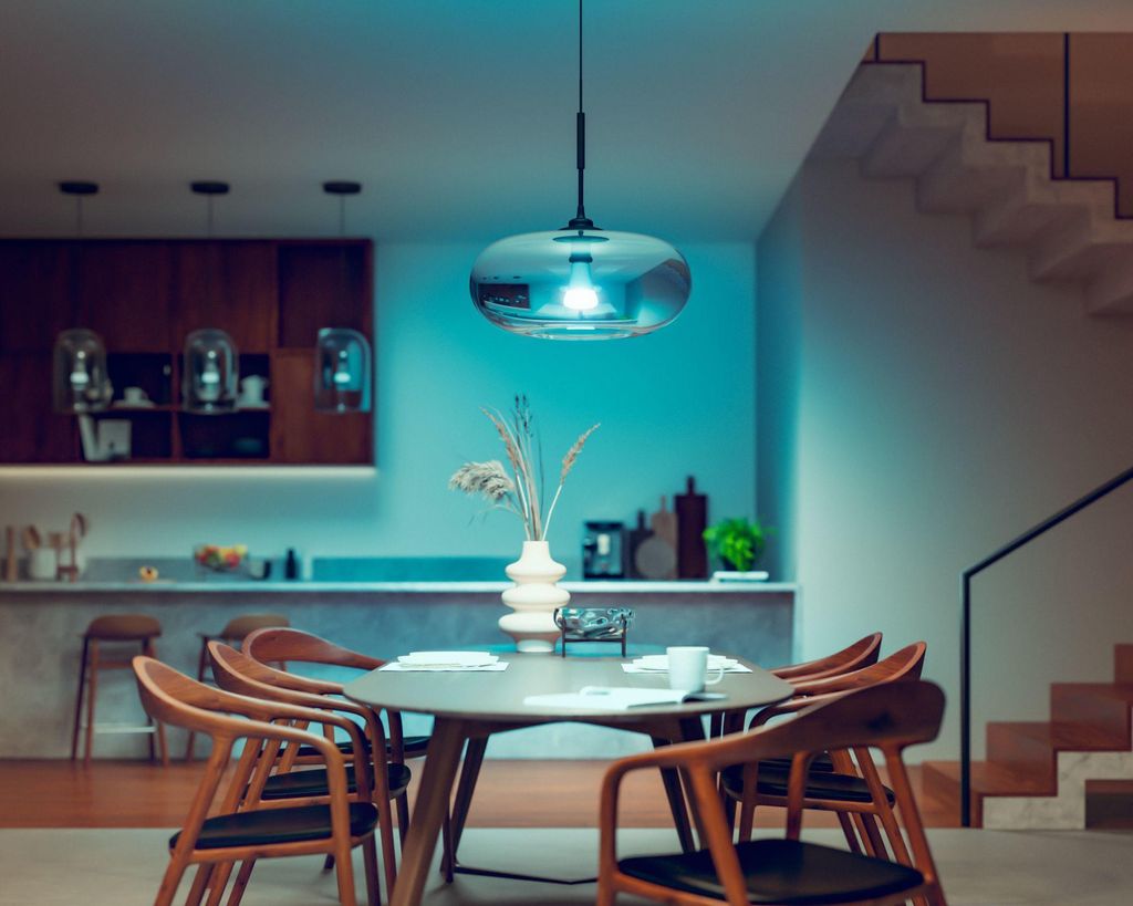 Philips Hue White & Color Ambiance E27 – Smarte LED Mit 16 Mio. Farben & Smart Button