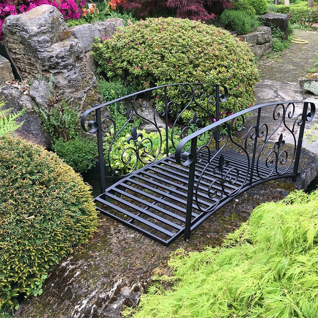 Metall Gartenbrücke Fleur de Lis Design 122x60x56 cm, Produktbild 