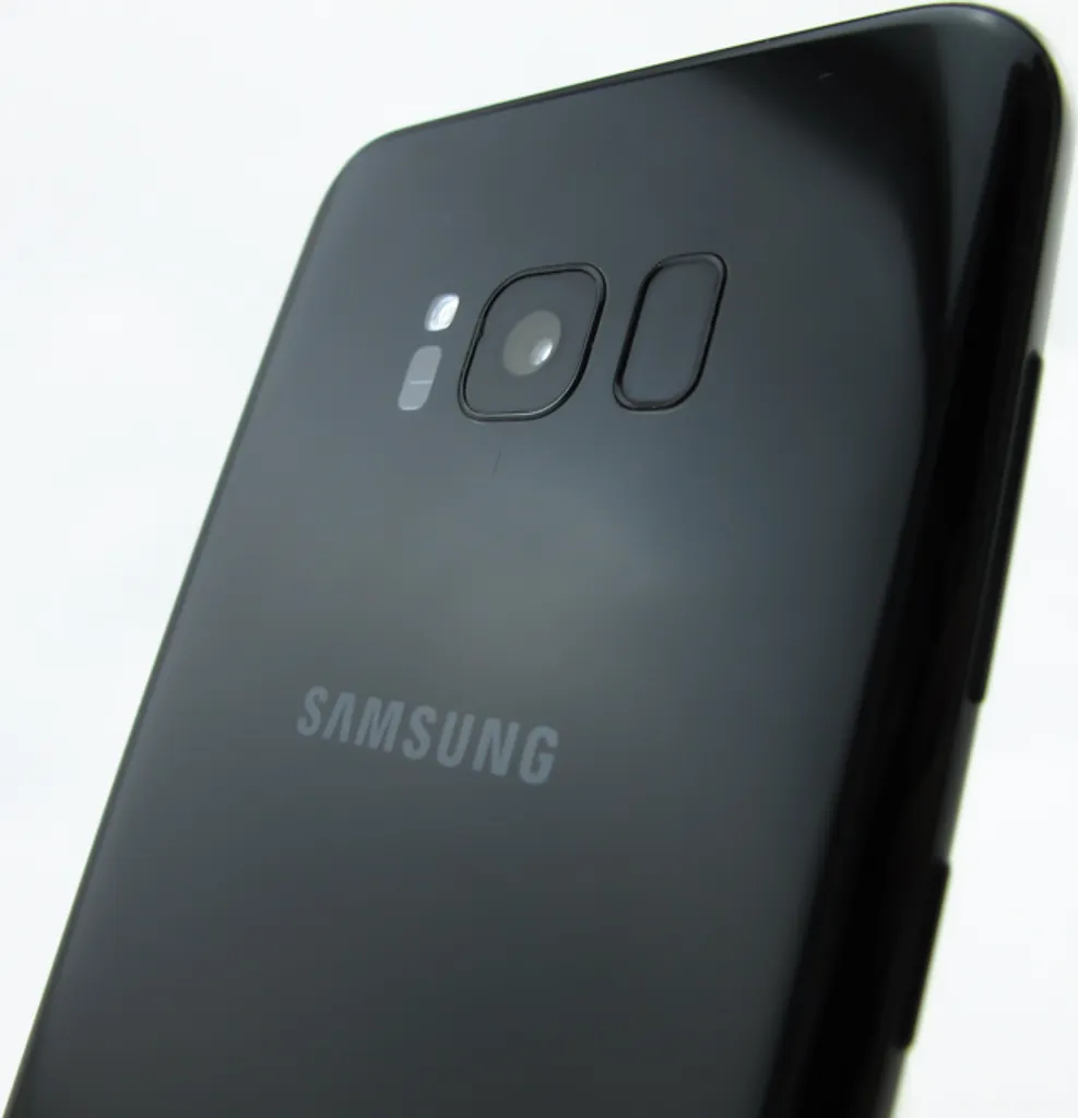 Samsung Galaxy S8+ Plus 64GB Noir - Mobile Idéal pour Vidéos et Travail - 3