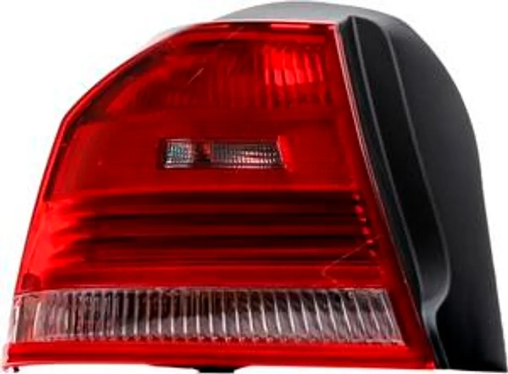 Remplacement feu arrière gauche externe BMW 3 Cabrio E93 par Van Wezel - 6