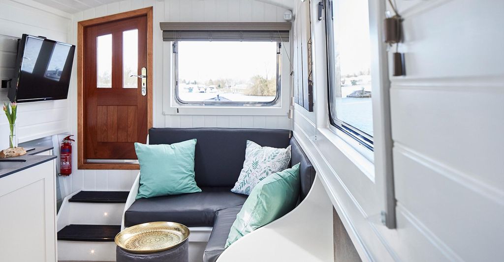mydays Hausboot Übernachtung in Hamburg für 2 (4 Tage); Erlebnis verschenken oder selbst erleben; Gutschein für 2 Person(en)