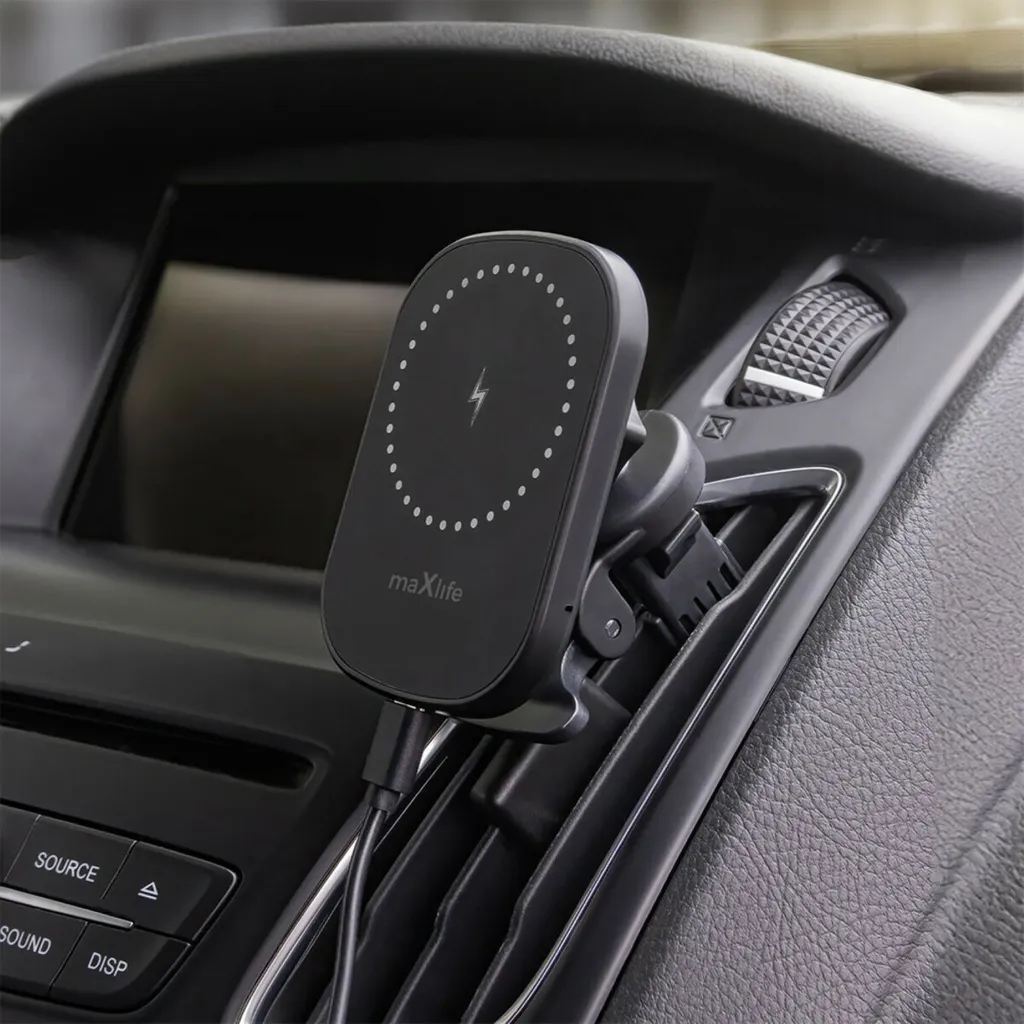 Recensione Supporto Auto Maxlife MXCH-16 Wireless 15W - Prezzo Top - 2