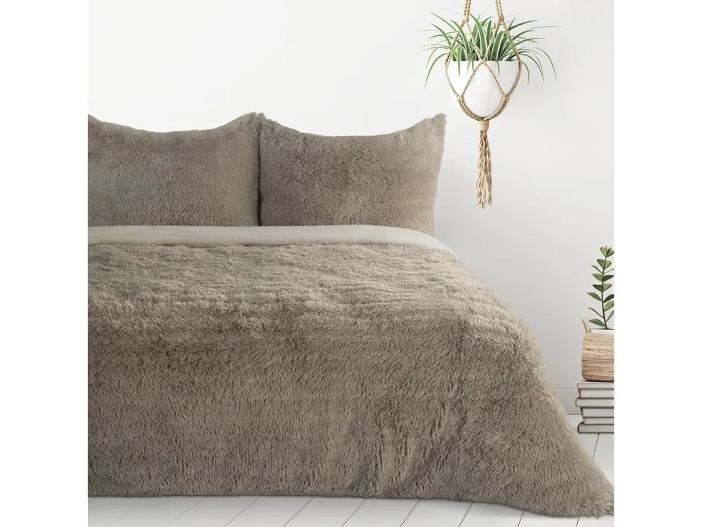 Literie beige 220x200 Tiffany en fourrure synthétique ultra douce