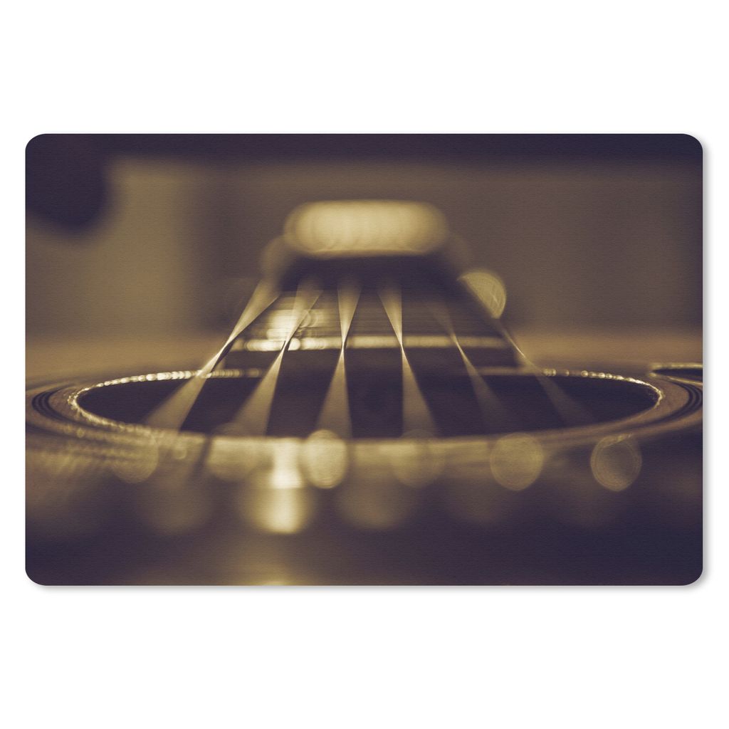 MuchoWow Schreibtischunterlage Nahaufnahme einer sechssaitigen akustischen Gitarre 60x40 cm - XXL Mauspad - Großes Mauspad