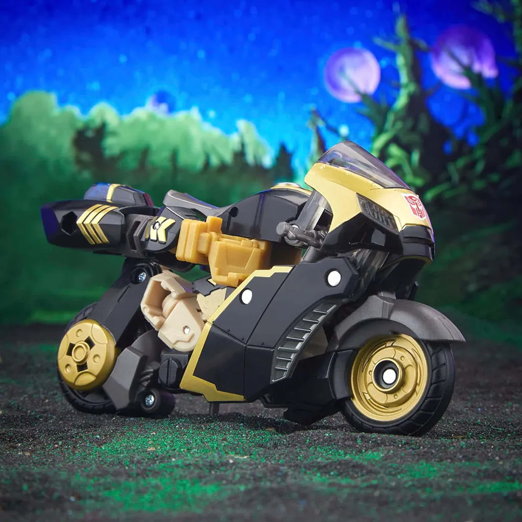 Figurine Prowl Transformers Hasbro - Finition Haute Qualité et Durable - 6
