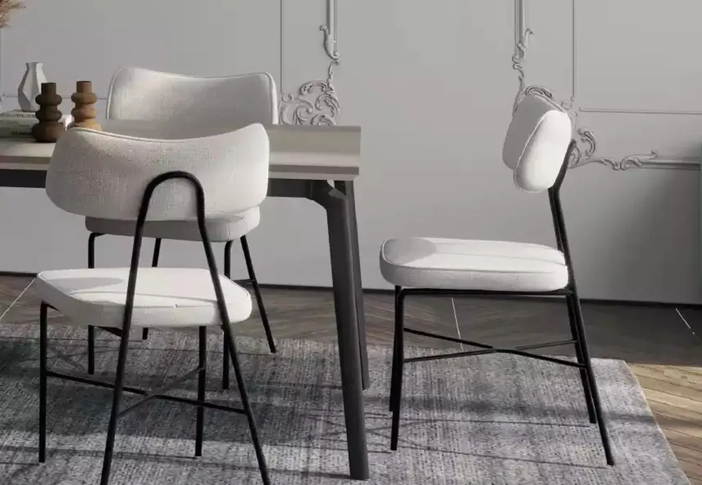 Chaise design ergonomique de haute qualité avec revêtement velours bleu
