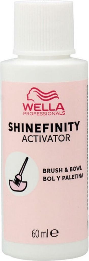 Aktivierende Flüssigkeit Wella Shinefinity (60 ml) Produktbild 
