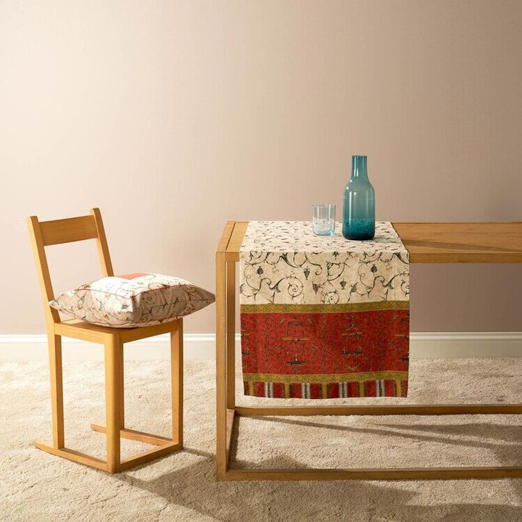 Bassetti Tischläufer OPLONTIS Farbe ROT RB Größe 50x150 cm Produktbild 
