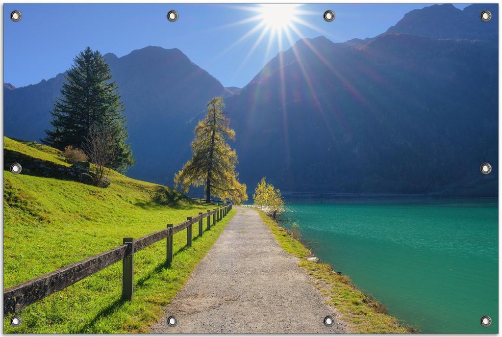 Wallario Outdoor-Poster für Garten oder Balkon, Motiv Uferweg am Bergsee, in ca. 80 x 120 cm