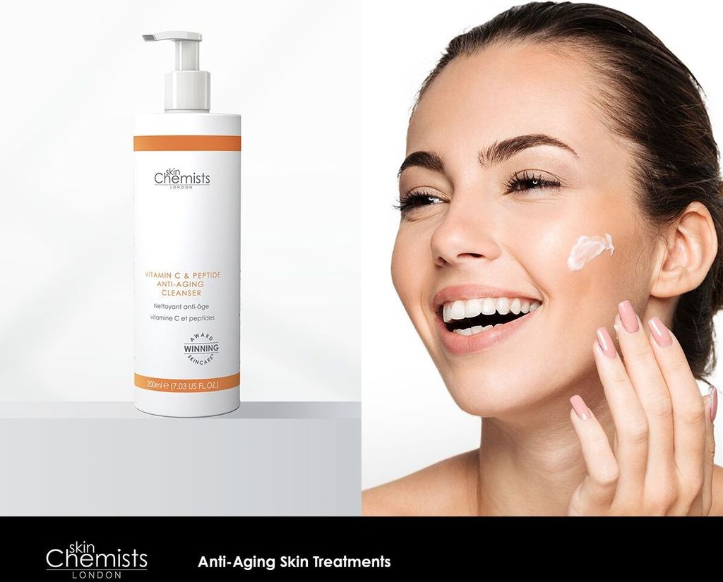 skinChemists Vitamin C and Peptide Cleanser 200 ml. Zdjęcie produktu 3