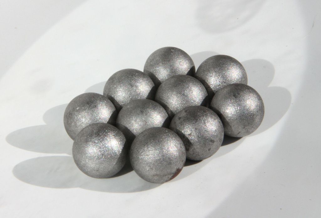UHRIG 10x Eisen Vollkugel - massive Stahlkugeln mit je Ø 15 mm - geschmiedete Eisenkugel z. B. für Zaunpfosten - 10 Stück